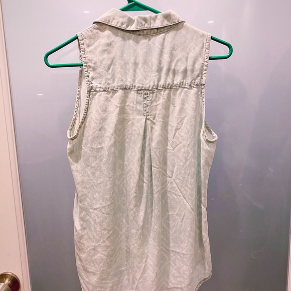 Cloth & Stone Sleeveless Tank - Picture 2 of 4